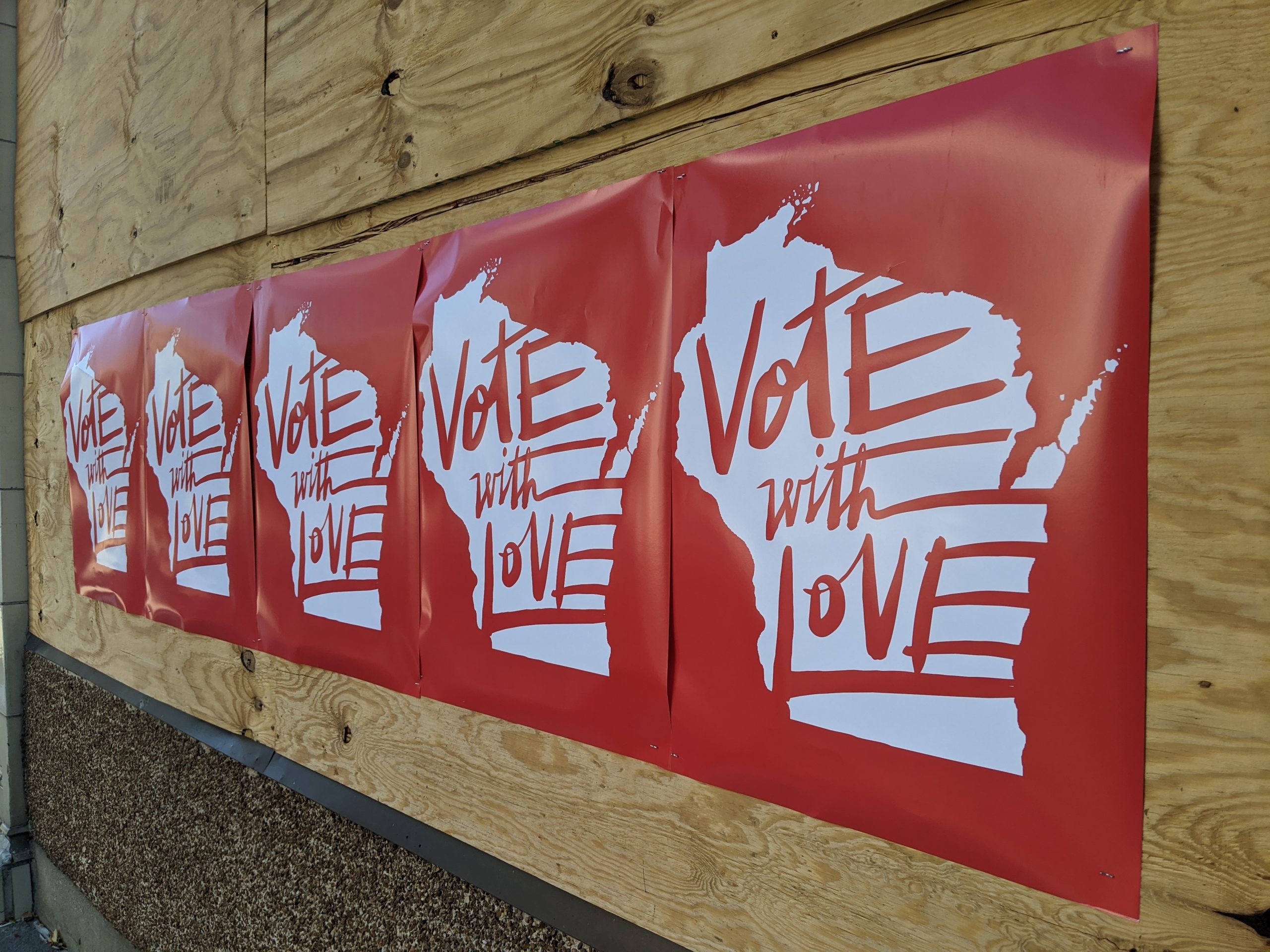 WORT speaks with voters at the polls - WORT-FM 89.9