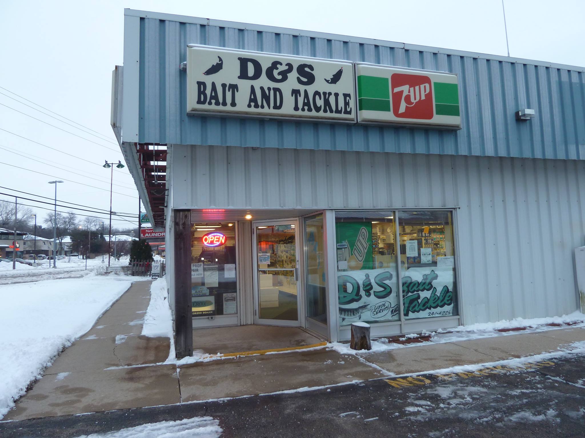 Northside's D&S Bait & Tackle Sees Change in Ownership - Vimarsana News